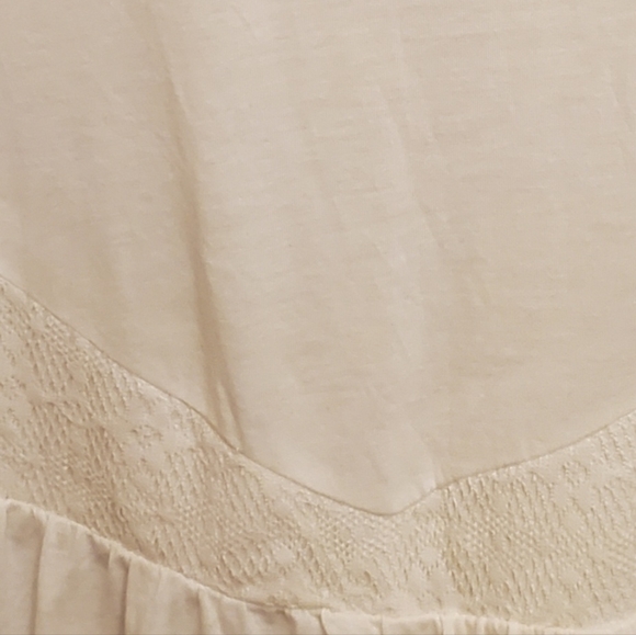 Junior's Peplum Tank - Picture 2 of 5